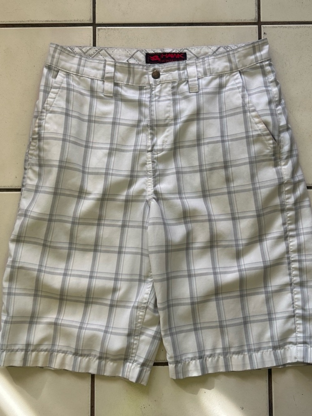 Vintage Y2K Tony Hawk Plaid Skate Shorts Size 30 White Gray Baggy